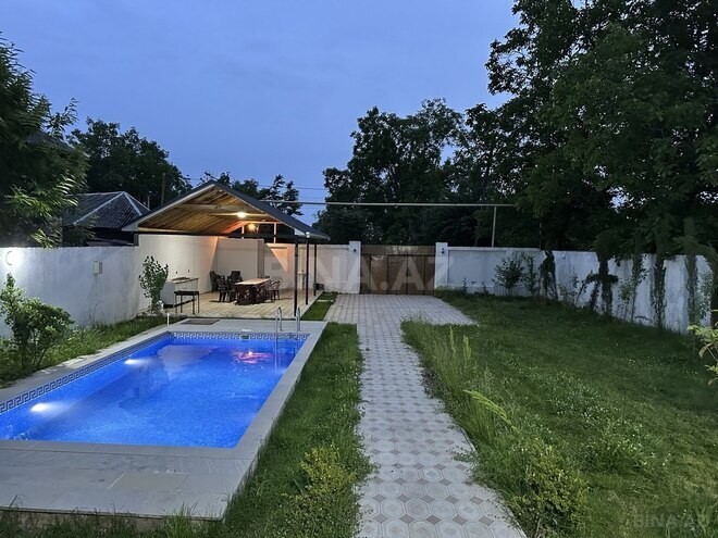 5 otaqlı həyət evi/bağ evi - Qəbələ - 450 m² (21)