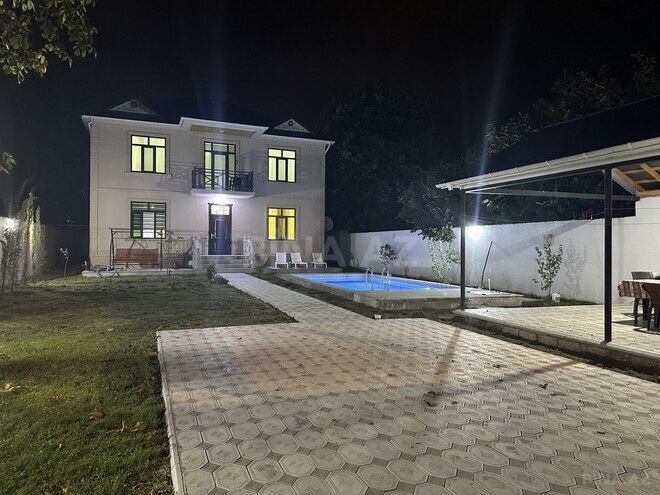 5 otaqlı həyət evi/bağ evi - Qəbələ - 450 m² (29)