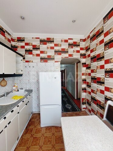 2 otaqlı köhnə tikili - Qara Qarayev m. - 60 m² (20)