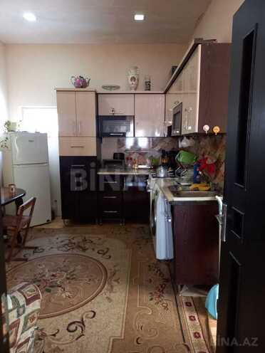 6 otaqlı həyət evi/bağ evi - Əmircan q. - 200 m² (3)