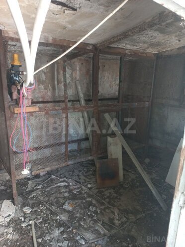 6 otaqlı həyət evi/bağ evi - Əmircan q. - 200 m² (19)