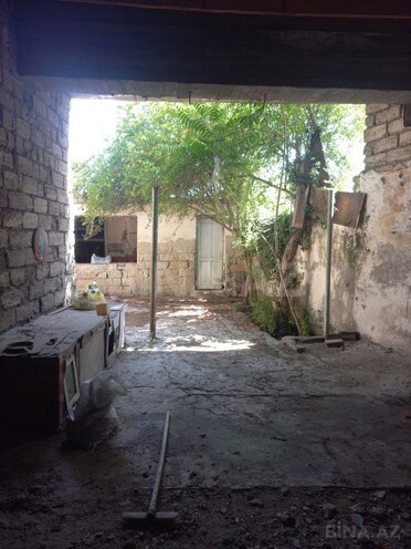 6 otaqlı həyət evi/bağ evi - Əmircan q. - 200 m² (11)