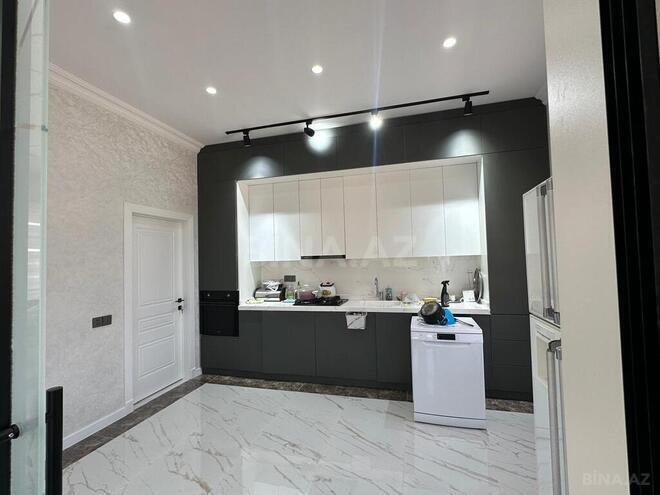 5 otaqlı həyət evi/bağ evi - Novxanı q. - 285 m² (11)