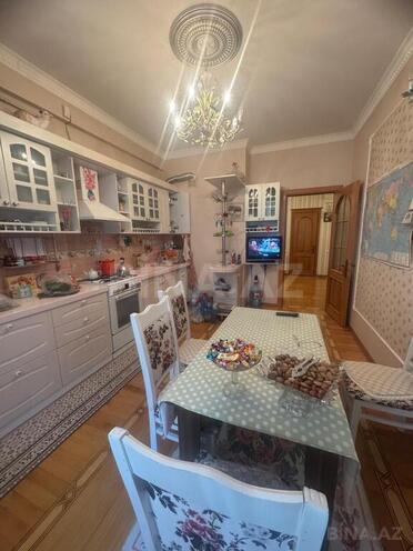 3 otaqlı yeni tikili - Azadlıq Prospekti m. - 131 m² (9)