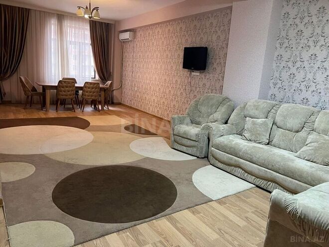 4-комн. новостройка - м. 8 ноября - 150 м² (1)