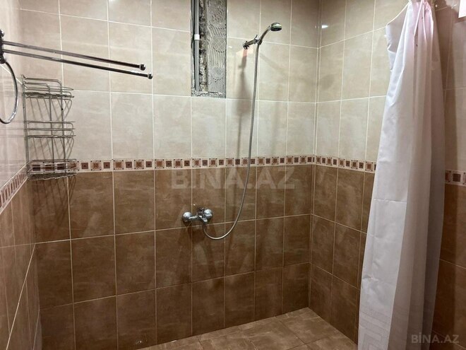 8 otaqlı həyət evi/bağ evi - Pirşağı q. - 340 m² (23)