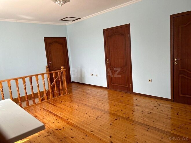 8 otaqlı həyət evi/bağ evi - Pirşağı q. - 340 m² (12)