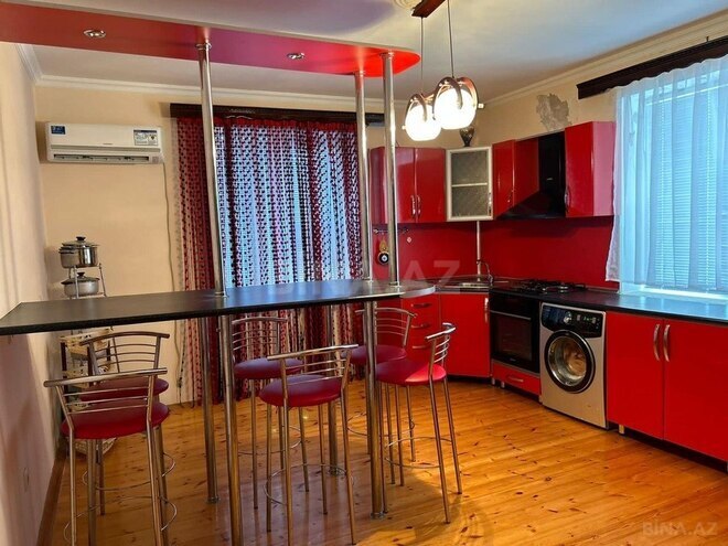 8 otaqlı həyət evi/bağ evi - Pirşağı q. - 340 m² (10)