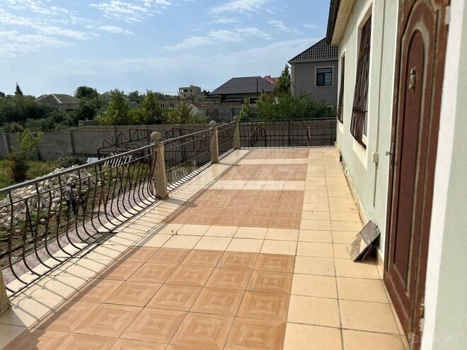 8 otaqlı həyət evi/bağ evi - Pirşağı q. - 340 m² (15)