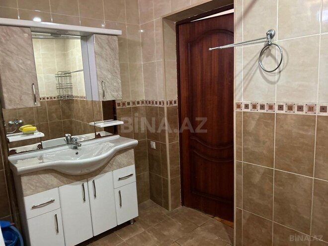 8 otaqlı həyət evi/bağ evi - Pirşağı q. - 340 m² (19)