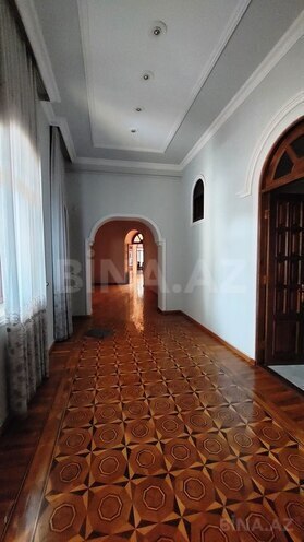 Satılır 7 otaqlı köhnə tikili 750 m², Sahil m., photo 16 from 20