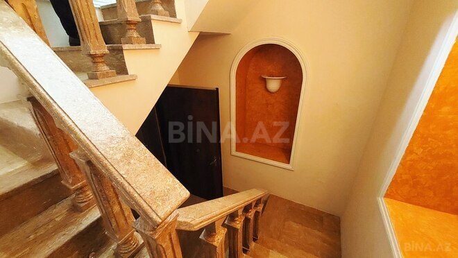 Satılır 7 otaqlı köhnə tikili 750 m², Sahil m., photo 17 from 20