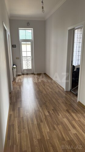 5 otaqlı həyət evi/bağ evi - Xocəsən q. - 200 m² (4)