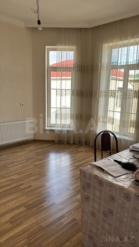 5 otaqlı həyət evi/bağ evi - Xocəsən q. - 200 m² (1)