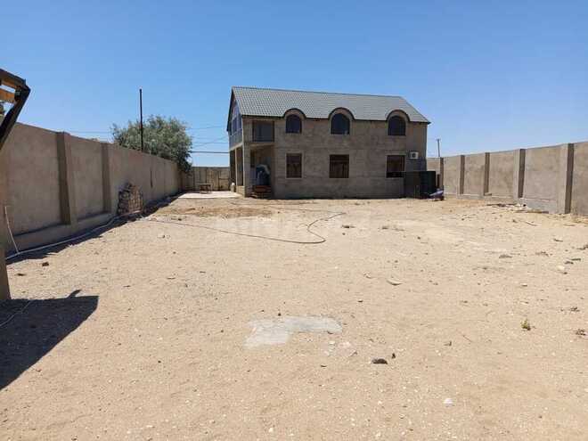 4 otaqlı həyət evi/bağ evi - Türkan q. - 210 m² (2)