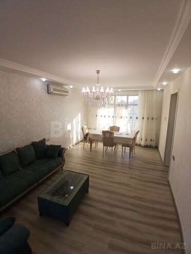5 otaqlı həyət evi/bağ evi - Binə q. - 200 m² (10)