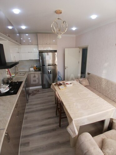 5 otaqlı həyət evi/bağ evi - Binə q. - 200 m² (21)