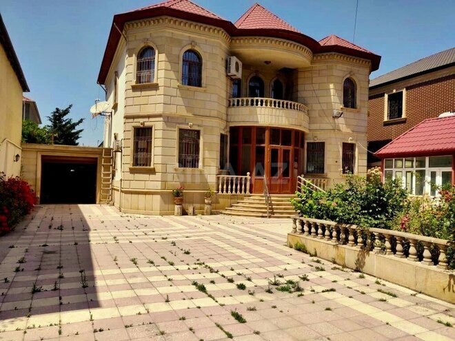 8-комн. дом/дача - пос. Карачухур - 251.2 м² (1)