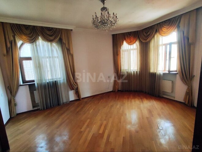 8-комн. дом/дача - пос. Карачухур - 251.2 м² (26)