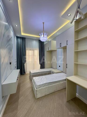 3-комн. новостройка - м. 28 мая - 95 м² (9)