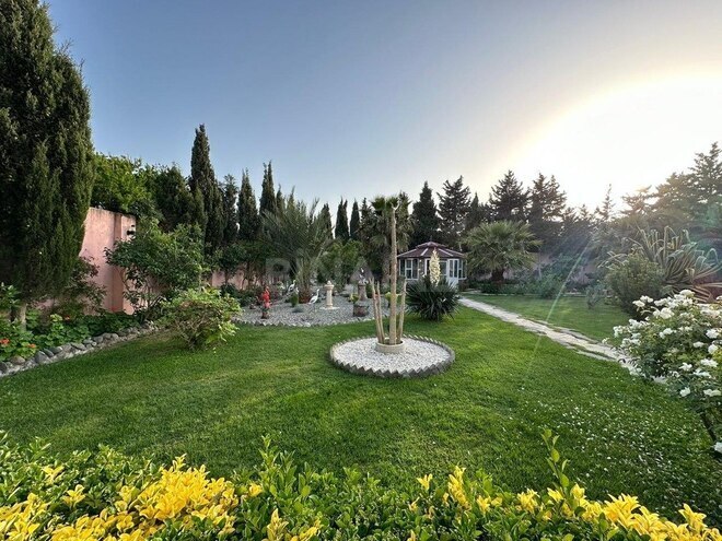 5 otaqlı həyət evi/bağ evi - Mərdəkan q. - 400 m² (4)