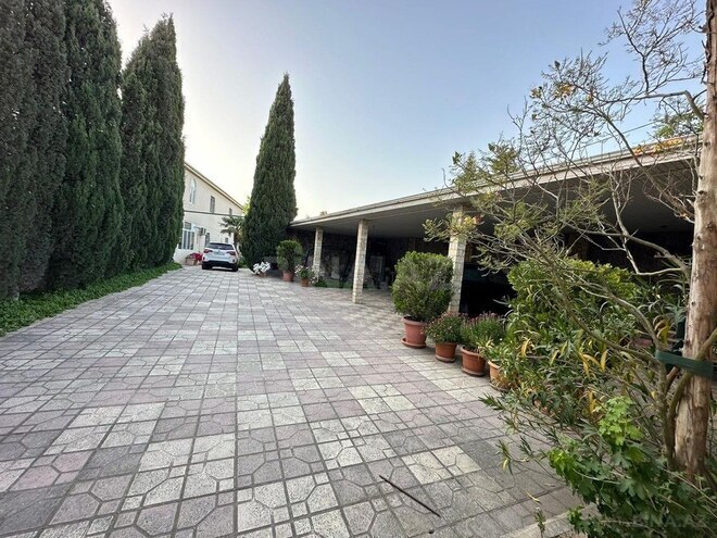 5 otaqlı həyət evi/bağ evi - Mərdəkan q. - 400 m² (1)