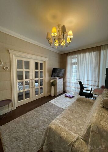 4 otaqlı yeni tikili - 8 Noyabr m. - 250 m² (10)