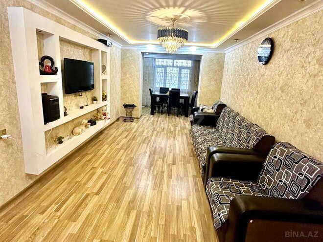 3-комн. вторичка - м. Кара Караев - 70 м² (1)
