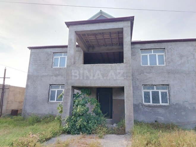 6 otaqlı həyət evi/bağ evi - Albalılıq q. - 400 m² (1)