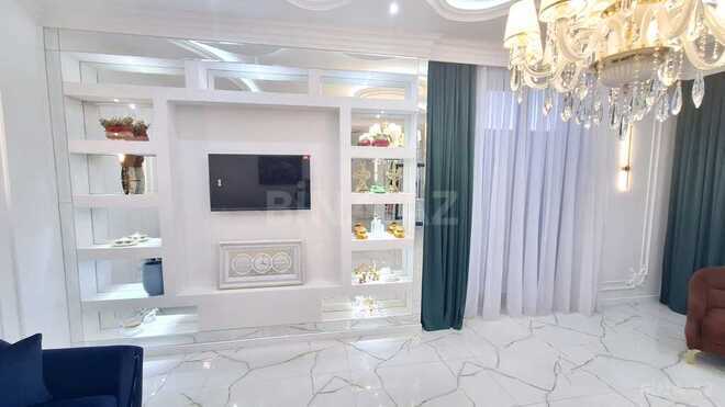 6 otaqlı həyət evi/bağ evi - Mərdəkan q. - 220 m² (2)
