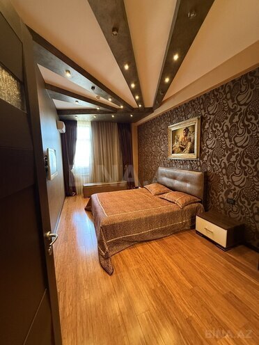 Satılır 5 otaqlı yeni tikili 270 m², 8-ci mikrorayon q., photo 20 from 28