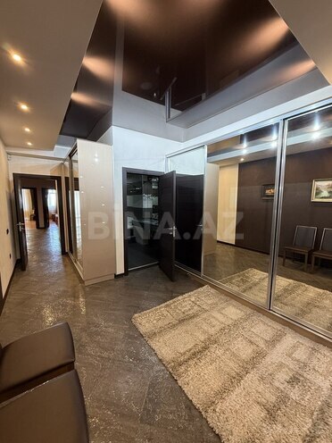 Satılır 5 otaqlı yeni tikili 270 m², 8-ci mikrorayon q., photo 25 from 28