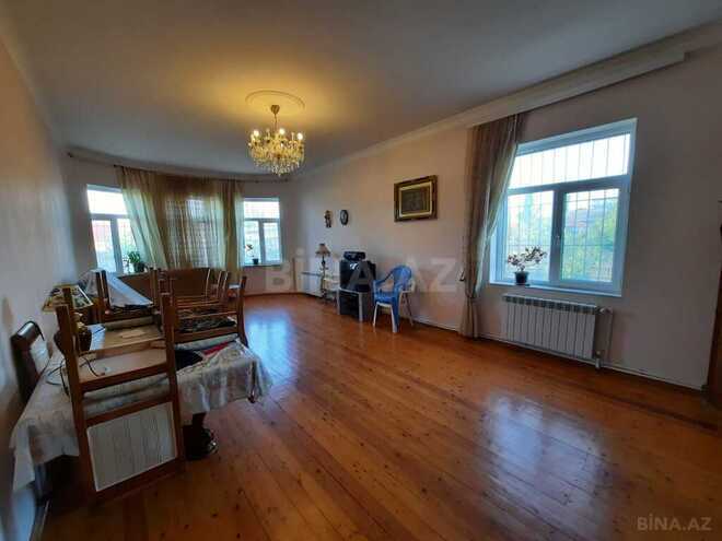 7 otaqlı həyət evi/bağ evi - Novxanı q. - 220 m² (5)