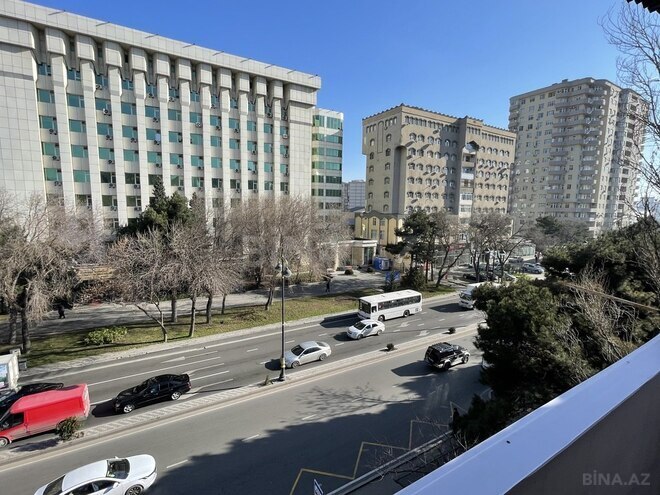 2 otaqlı köhnə tikili - İnşaatçılar m. - 45 m² (2)