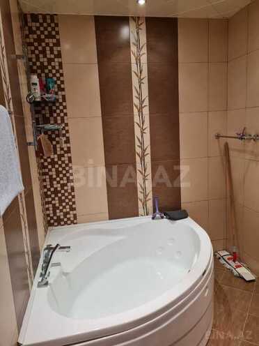 6 otaqlı həyət evi/bağ evi - Şüvəlan q. - 200 m² (14)