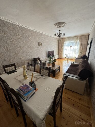 5 otaqlı həyət evi/bağ evi - Bakıxanov q. - 200 m² (4)