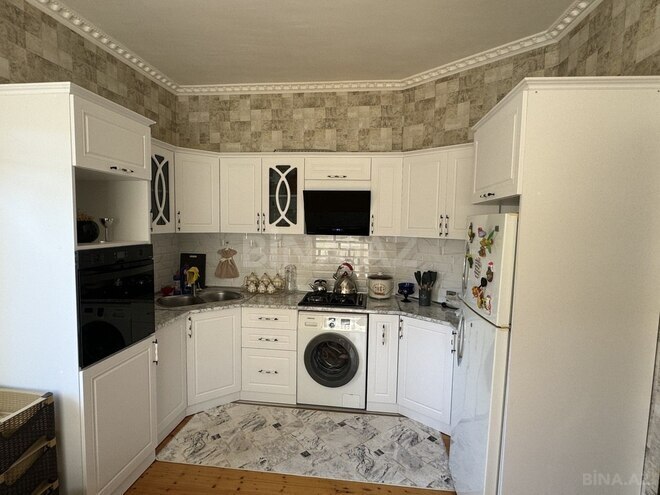 5 otaqlı həyət evi/bağ evi - Bakıxanov q. - 200 m² (7)