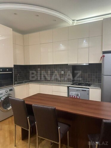 2 otaqlı yeni tikili - 8 Noyabr m. - 74 m² (4)