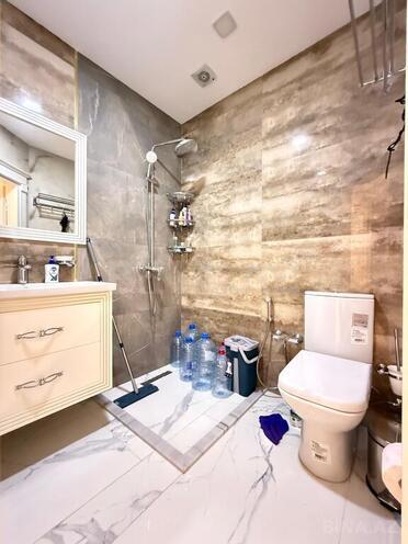 3-комн. новостройка - м. Элмляр Академиясы - 110 м² (25)