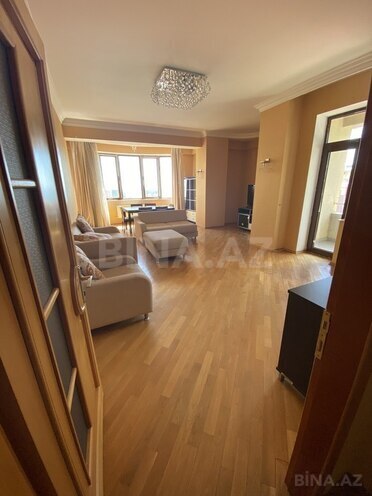 3 otaqlı yeni tikili - Elmlər Akademiyası m. - 136 m² (1)