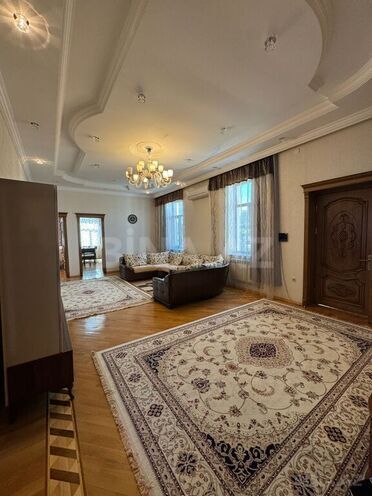 Продаётся 6-комн. дом/дача 700 м², Хатаинский р., photo 20 from 32