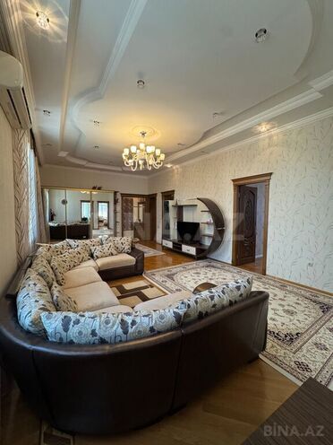 Продаётся 6-комн. дом/дача 700 м², Хатаинский р., photo 11 from 32