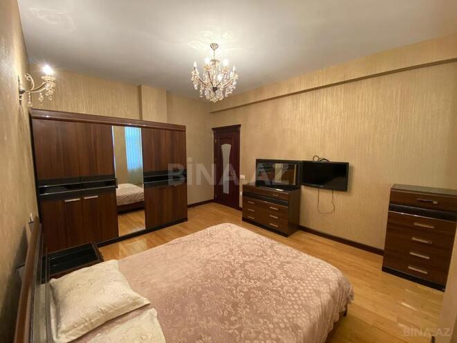3-комн. новостройка - м. 28 мая - 140 м² (17)