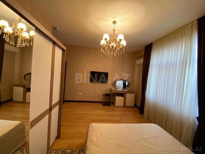 3-комн. новостройка - м. 28 мая - 140 м² (5)