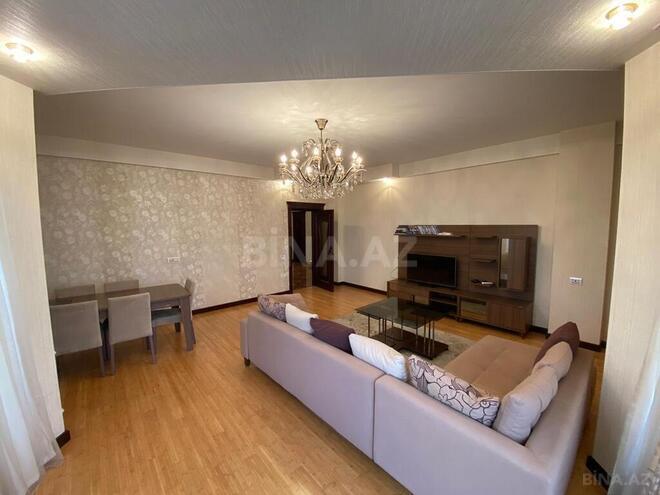 3-комн. новостройка - м. 28 мая - 140 м² (2)