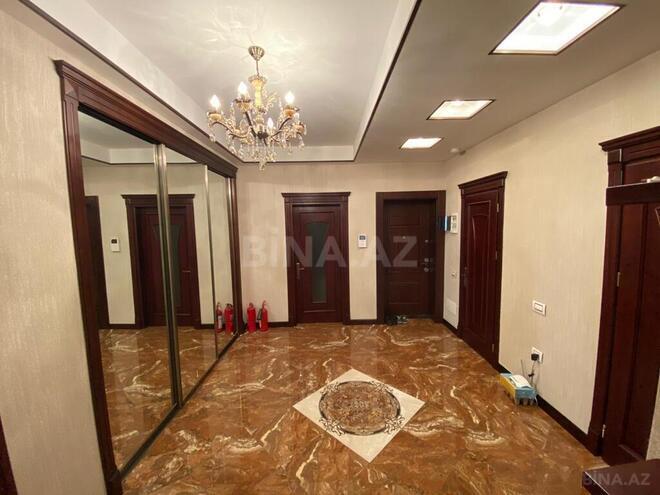 3-комн. новостройка - м. 28 мая - 140 м² (19)