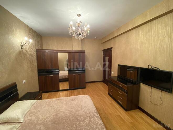 3-комн. новостройка - м. 28 мая - 140 м² (12)