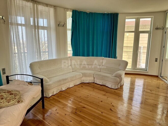 6 otaqlı həyət evi/bağ evi - Novxanı q. - 180 m² (10)