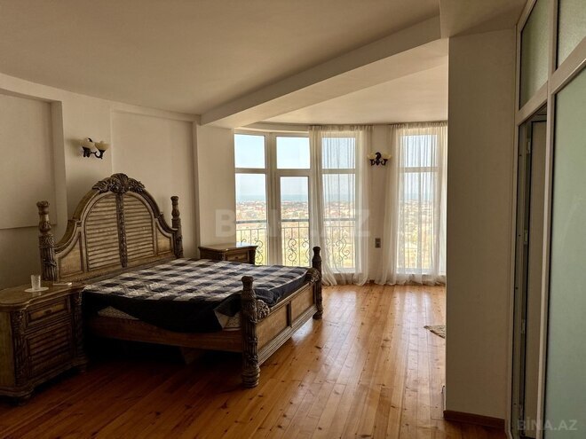 6 otaqlı həyət evi/bağ evi - Novxanı q. - 180 m² (18)
