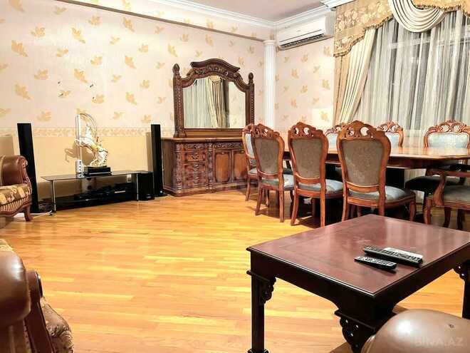 3-комн. новостройка - м. 8 ноября - 120 м² (10)